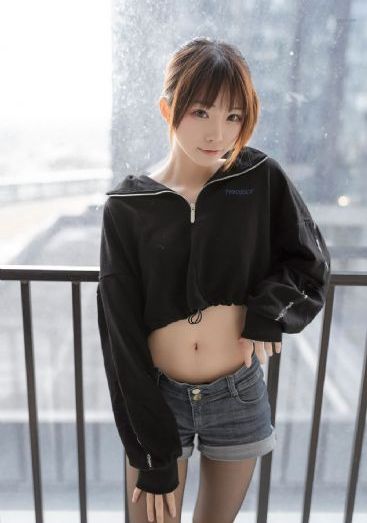 小屁孩cao大人免费网站_720HD高清在线观看