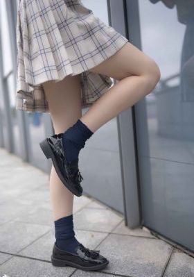 国产精品美女自在线观看免费_高清全集免费播放