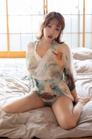 老头扒开粉嫩的小缝亲吻欧美_1080免费全集观看